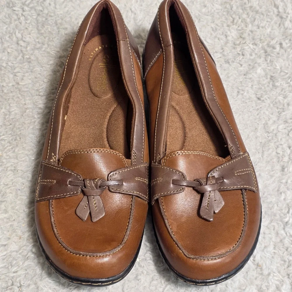 Clarks Collection Women's‎ Brown Leather Tassel Micro Wedge  Loafer Shoes 9M New